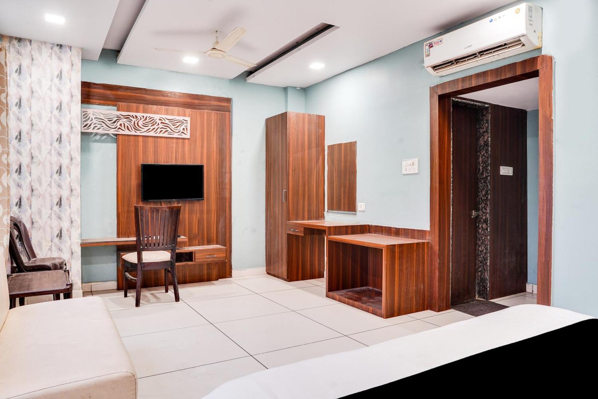 OYO Flagship 13376 Hotel Shri Vilas Bhopal Exterior foto